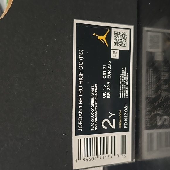 Jordan 1 Retro High OG (PS) Black Lucky Green-White Size 2Y - Picture 11 of 11